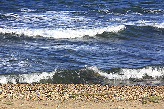 夏季沙滩海浪摄影图