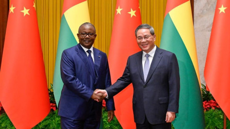 Chinese premier meets Guinea-Bissau president in Beijing