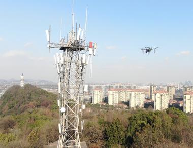 智能巡检无人机 守护5G时代空中网络资源
