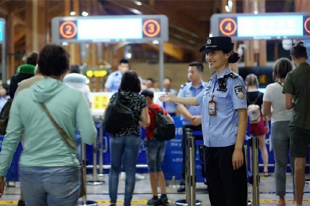 “五一”假期海南省出入境旅客同比增长4.6倍