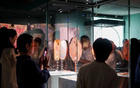 故宫近百件清宫织绣服饰首次大规模展出，展现中国式高定的国采宫色