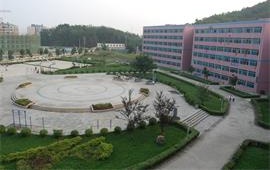 贵州大学校景