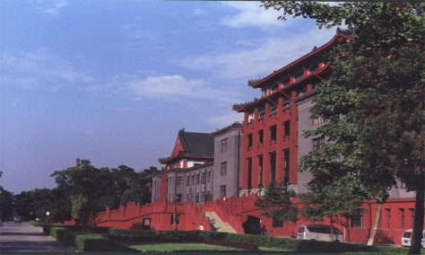 四川大学校景