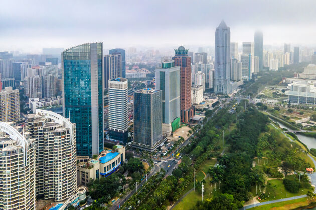 河流航拍海口的建筑景观 中国海湾摩天大楼港口