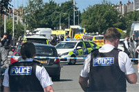 英国发生持刀袭击事件致2名儿童死亡9人受伤