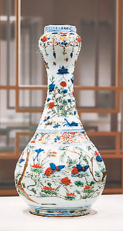 故宫博物院藏明代陶瓷珍品在港展出