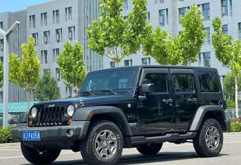 Jeep 牧马人 2015款 3.6L Rubicon 四门版