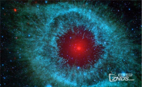 无垠的宇宙：百张的哈勃空间望远镜照片合成的4K视频