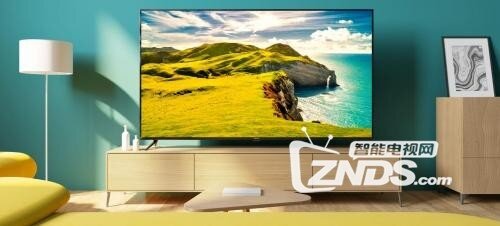 TCL C10双屏QLED电视对比红米电视，同是70寸这差距有点大！