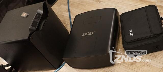 最便宜属他们  Acer V9800和V78504k投影机评测