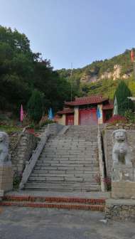 海城白云山风景区