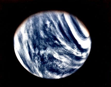 水手10号拍摄的金星紫外照片