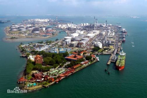 毛广岛是新加坡重要的化工基地之一