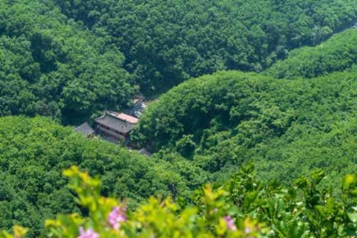 海城白云山风景区