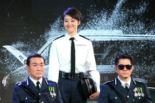 范志博身着警队服装亮相《寒战2》首映