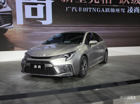 丰田凌尚 2021款 2.0L 标准型