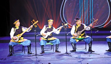 西藏自治区民族器乐大赛决赛举行