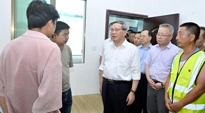 Premier cinese sollecita sforzi per il controllo delle inondazioni e i relativi soccorsi