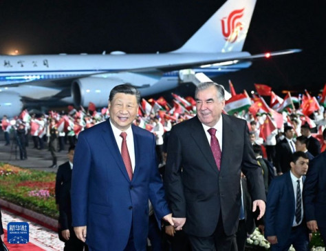 Ο Πρόεδρος Σι αναμένει ότι η επίσκεψή του θα ανεβάσει την πλήρη συνεργασία Κίνας-Τατζικιστάν σε υψηλότερο επίπεδο