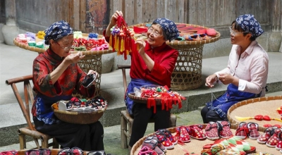 Αντανάκλαση της εορταστικής παράδοσης τα πουγκιά Χουιτζόου