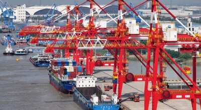 Το εξωτερικό εμπόριο της Κίνας σημείωσε ρεκόρ τον Απρίλιο