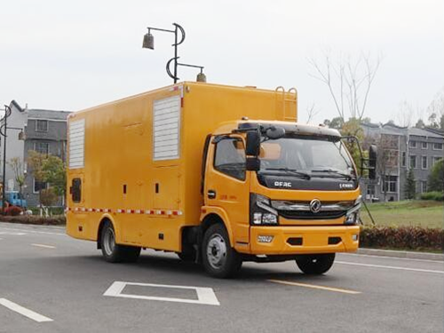 多利卡3.8m轴距电源车150KW