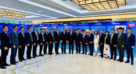 高峰会见泰国华人青年商会访问团一行