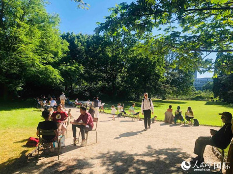 巴黎卢森堡公园30日恢复开放（图片：何蒨）