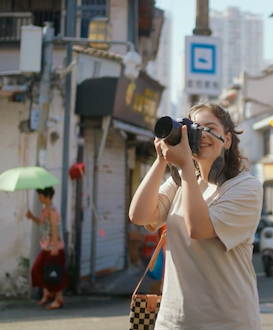 Machi walks into alleys in Wenzhou