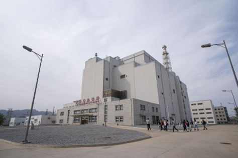 Imagen de archivo del 18 de abril de 2019 de periodistas visitando el Reactor Experimental Rápido de China en el Instituto de Energía Atómica de China (IEACh) de la Corporación Nuclear Nacional de China (CNNCh), en la localidad de Xinzhen de Beijing, capital de China. (Xinhua/Cai Yang) 