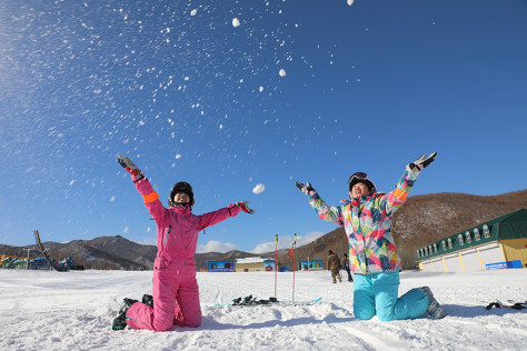 内蒙古扎兰屯：乐享冰雪 喜迎“十四冬”