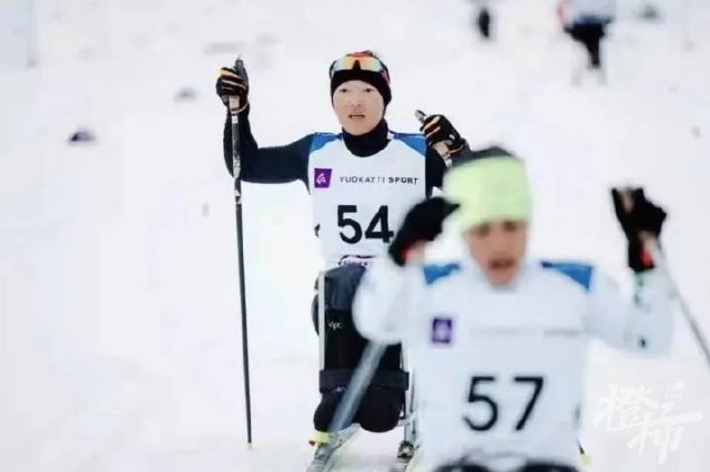 冬残奥会越野滑雪女子15公里赛结束 杭州李盼盼获铜牌
