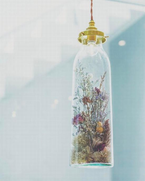 将干花储藏在透明的密封容器里 图片源自instagramthe_dress_room