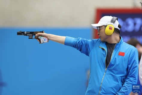 競技中の中国の李越宏選手（8月5日撮影・趙丁喆）。