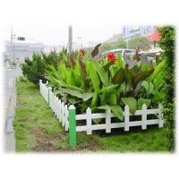 专业定做PVC草坪围栏，草坪护栏，塑钢护栏，空调罩，护栏网