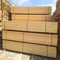 建筑木方 尺寸标准 不易断 四面见线 发货快速