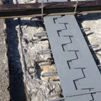 公路桥梁钢板梳齿型伸缩缝 桥梁支座伸缩缝