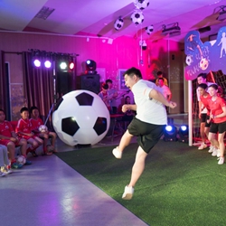儿童剧《足球少年》邀北京国安足球明星助力公益