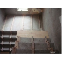 品家楼梯 水泥基础木龙骨打法 实木梯龙骨材质 专业木龙骨安装