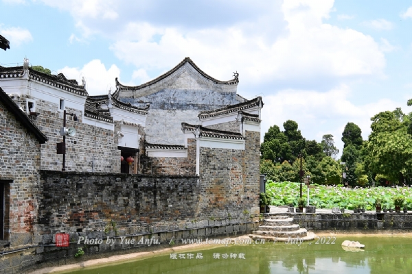 枧头龙家大院