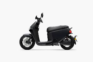 GOGOROS2电动摩托车官方图片