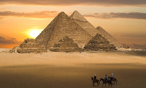 埃及金字塔黄昏风光高清摄影图片