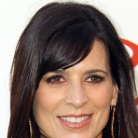 Perrey Reeves