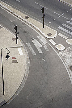 法国,普罗旺斯,阿维尼翁,街道,连通,转,道路,红绿灯,市中心,交通管制,人行横道,标记,灯笼,路灯