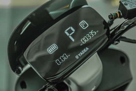 雅迪 冠能二代 E8S  电动摩托车细节图图片